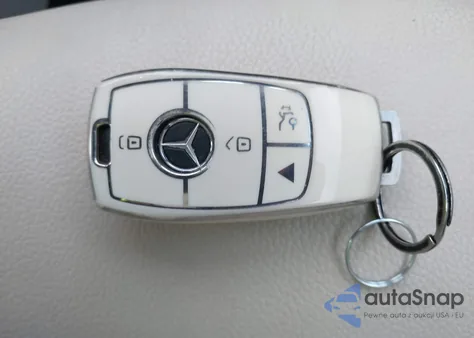 2022 Mercedes-Benz Glb 250 4Matic from USA, damaged, VIN W1N4M4HB4NW181183